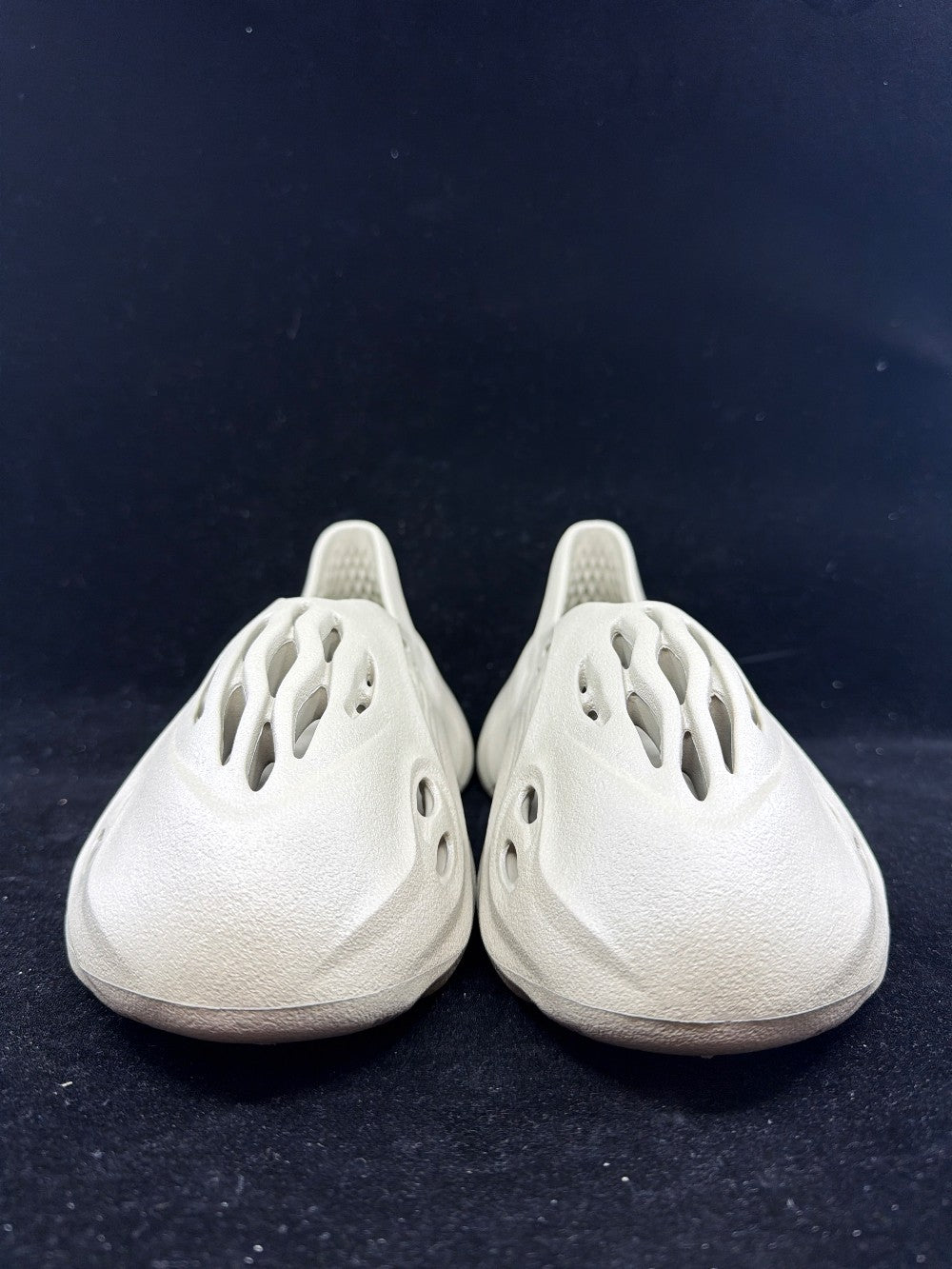 YEEZY FOAM RUNNER - STONE SALT|18859