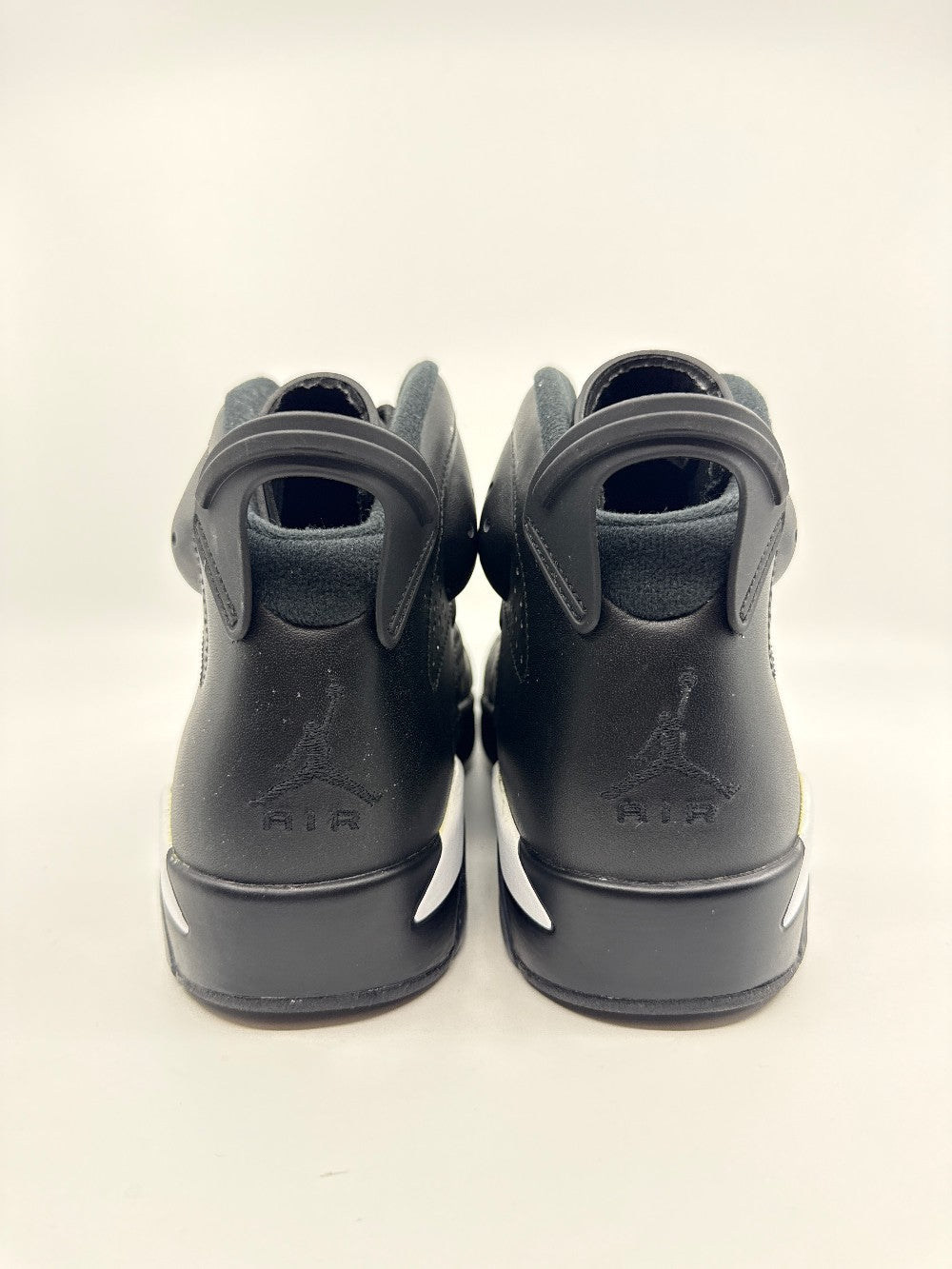 *VNDS* AJ 6 - BLACK CAT|25372