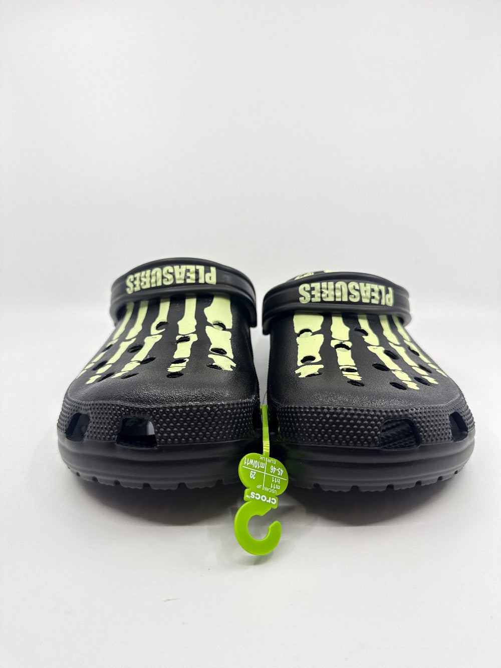 CROCS CLASSICS CLOG X PLEASURES SKELETON - BLACK GLOW|26127