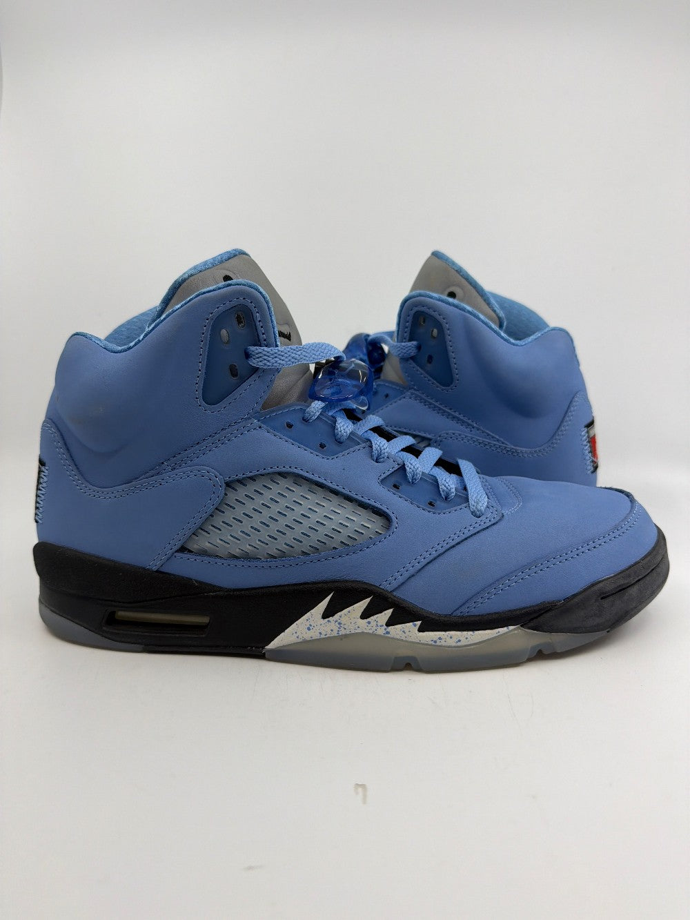 *USED* AJ 5 - UNIVERSITY BLUE|26714