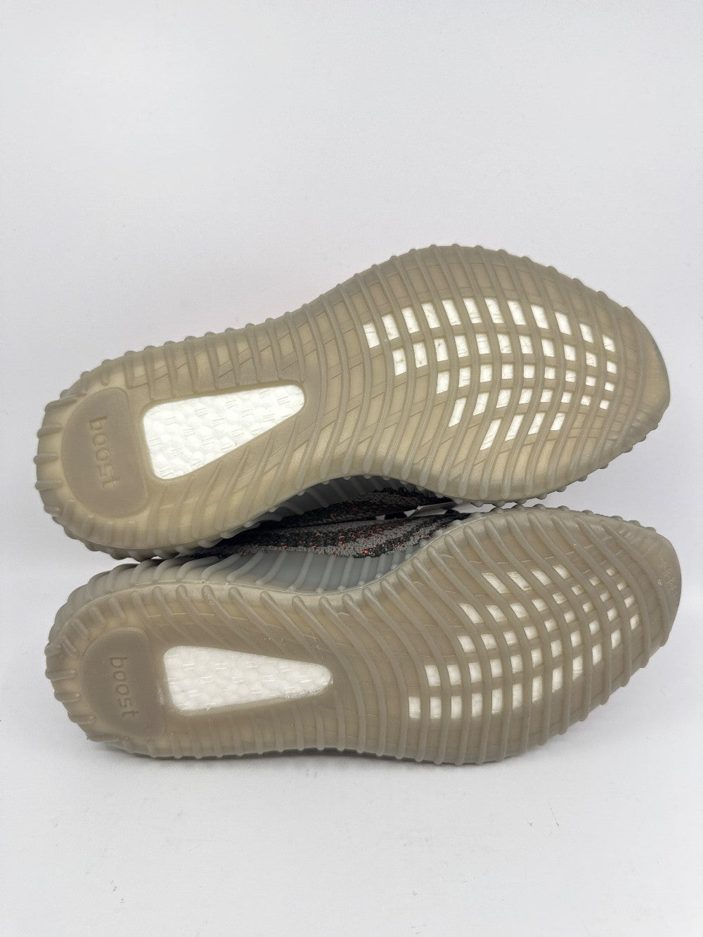 *NO BOX* YEEZY 350 BOOST V2 - BELUGA REFLECTIVE|27009
