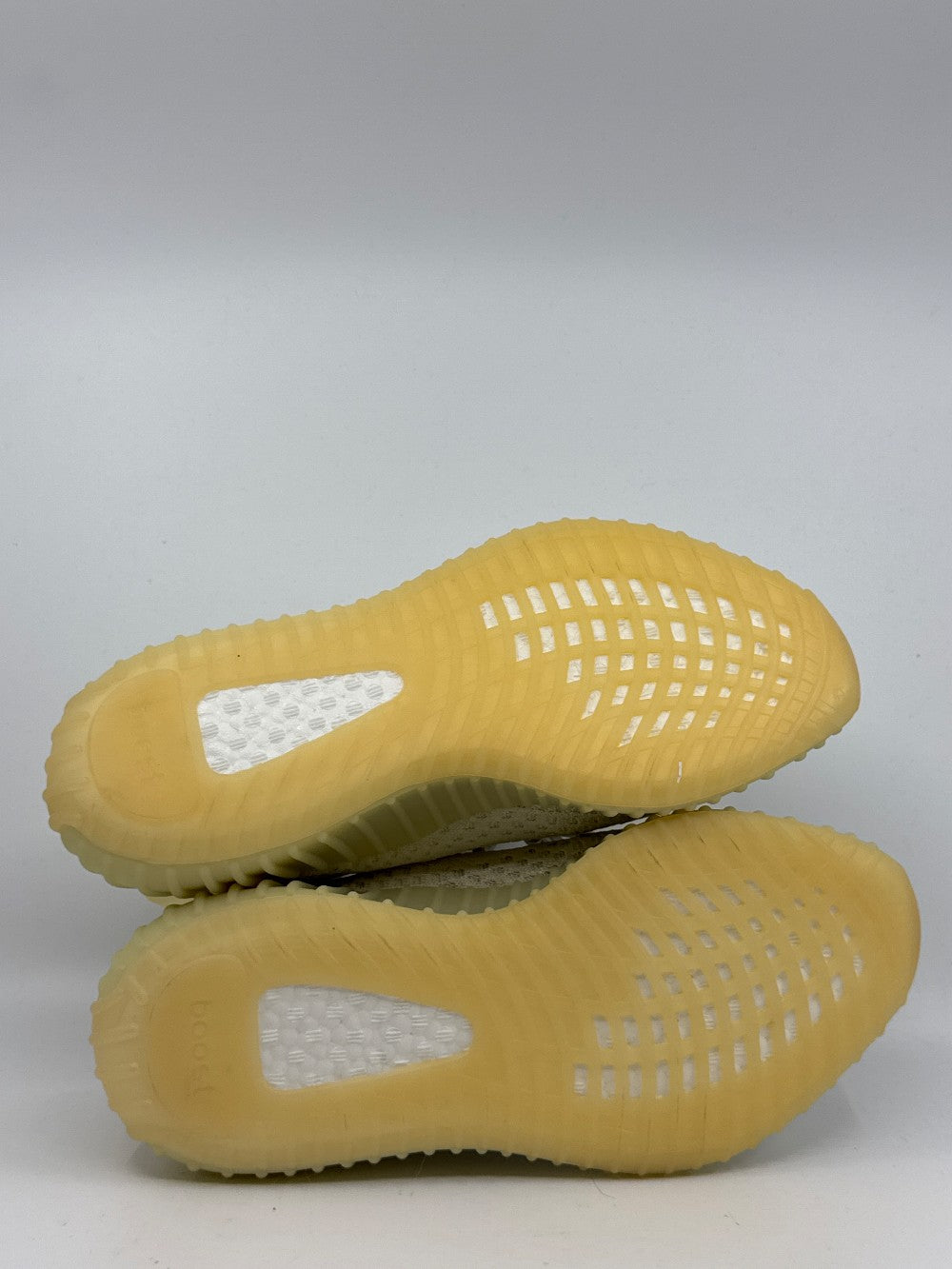 *NO BOX* YEEZY 350 BOOST V2 - LIGHT|27022