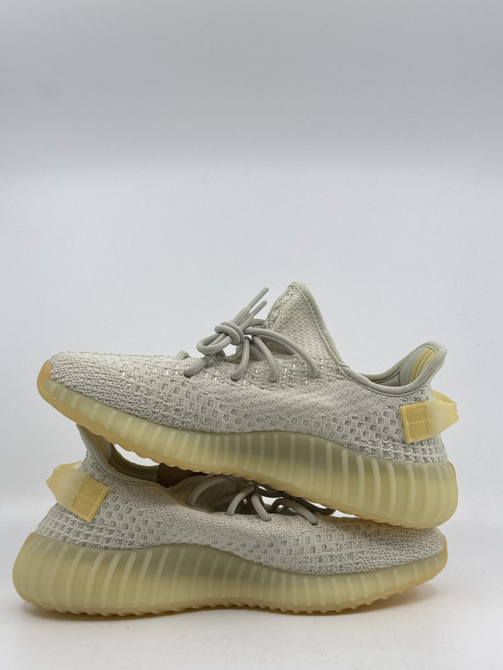 *NO BOX* YEEZY 350 BOOST V2 - LIGHT|27023