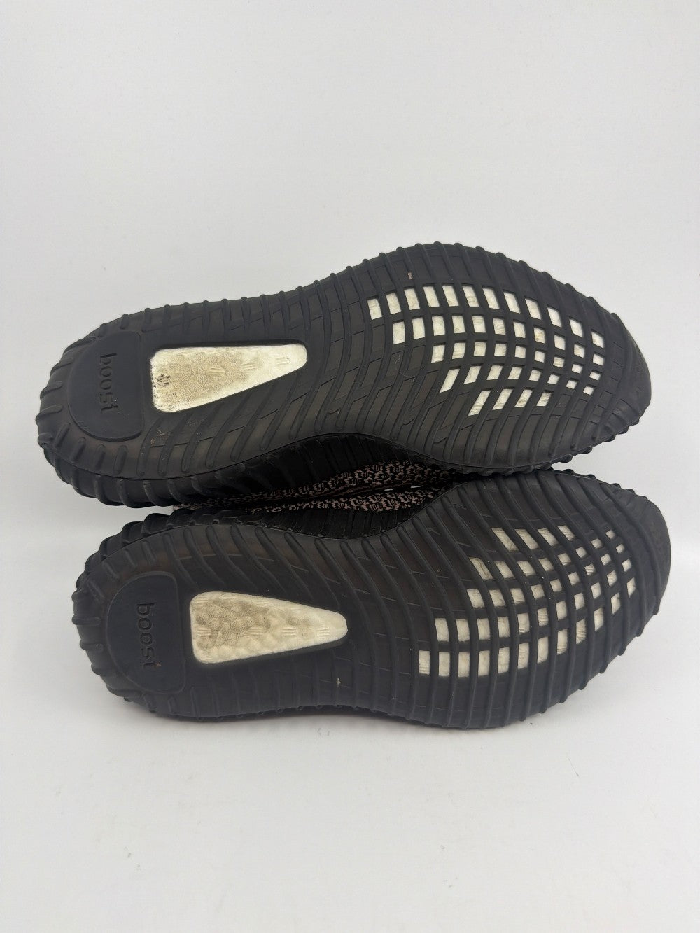 *USED* YEEZY 350 V2 - YECHEIL (NON-REFLECTIVE)|27239