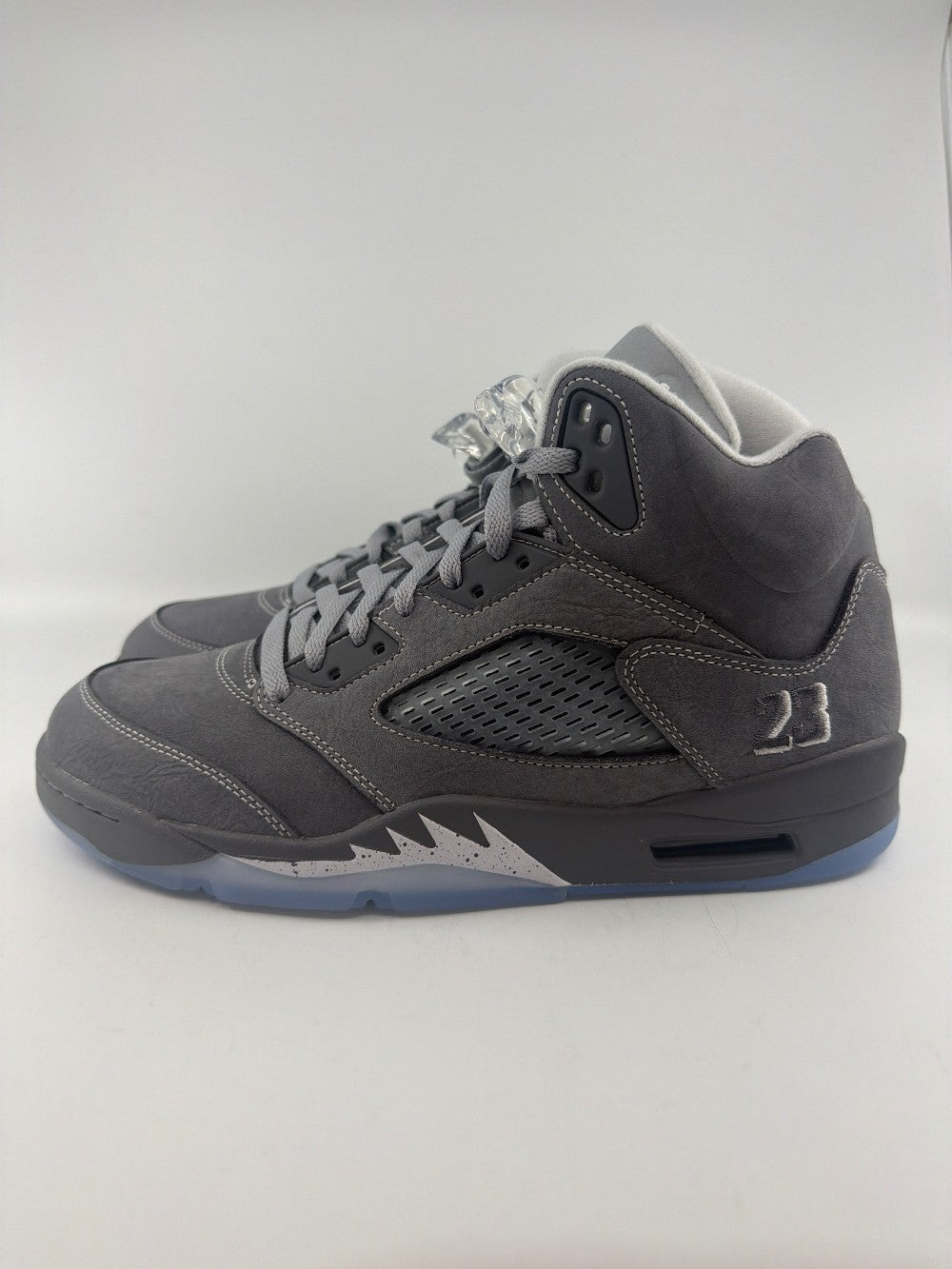 AJ 5 - WOLF GREY (2025)|29932