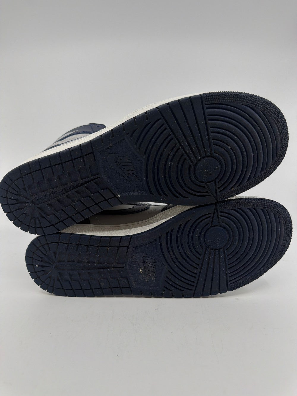*USED* AJ 1 '85 - GEORGETOWN|30063