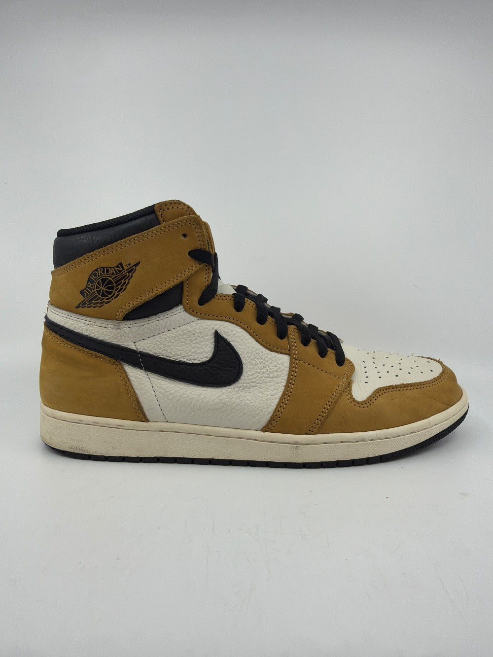 *USED/NO BOX* AJ 1 - ROOKIE OF THE YEAR|30321