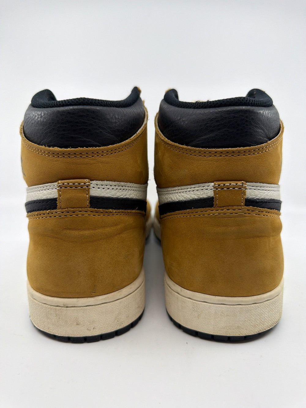 *USED/NO BOX* AJ 1 - ROOKIE OF THE YEAR|30323
