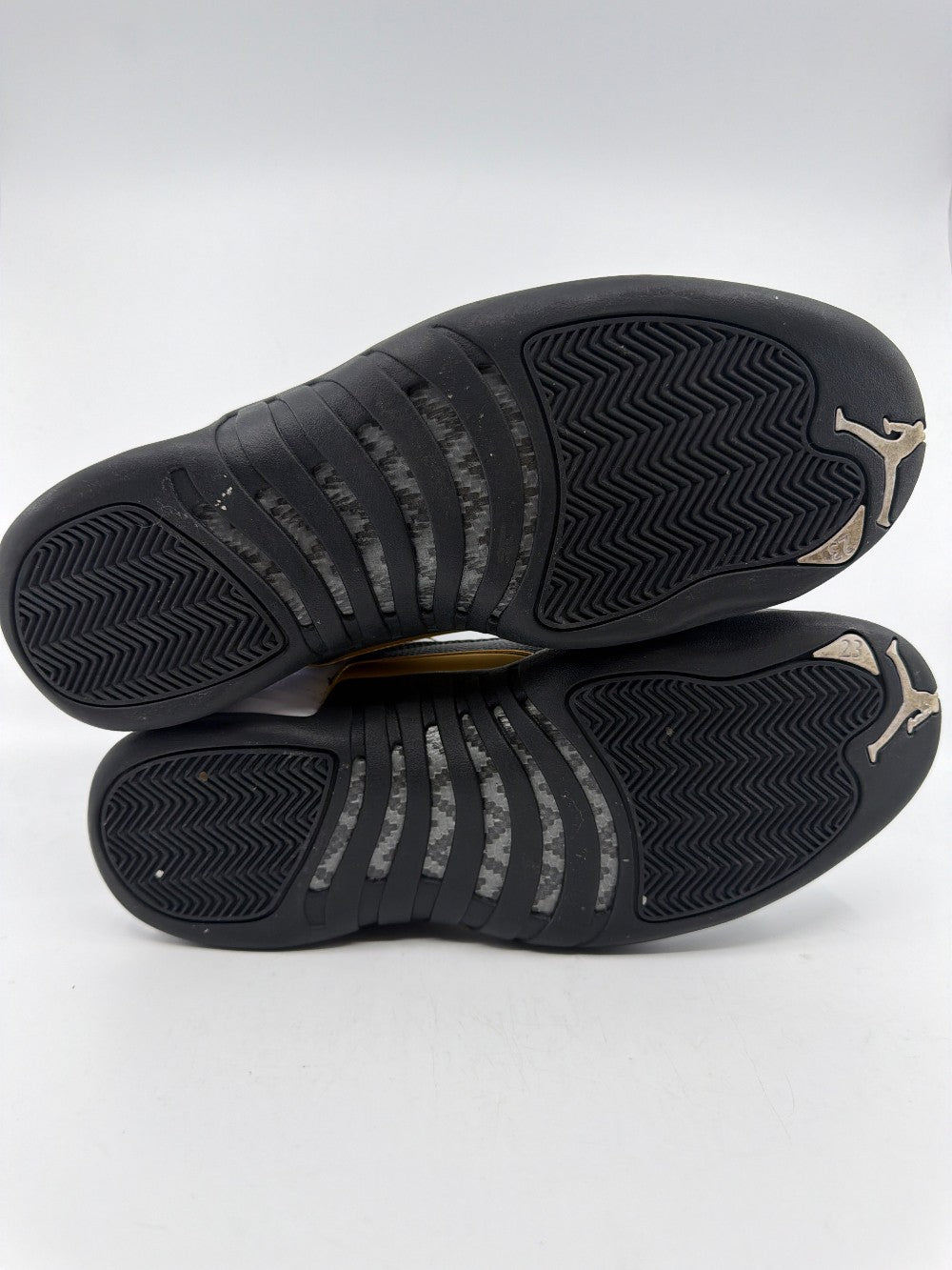 *USED/NO BOX* AJ 12 - ROYALTY TAXI|30345