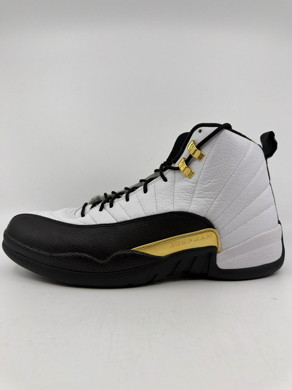 *USED/NO BOX* AJ 12 - ROYALTY TAXI|30347