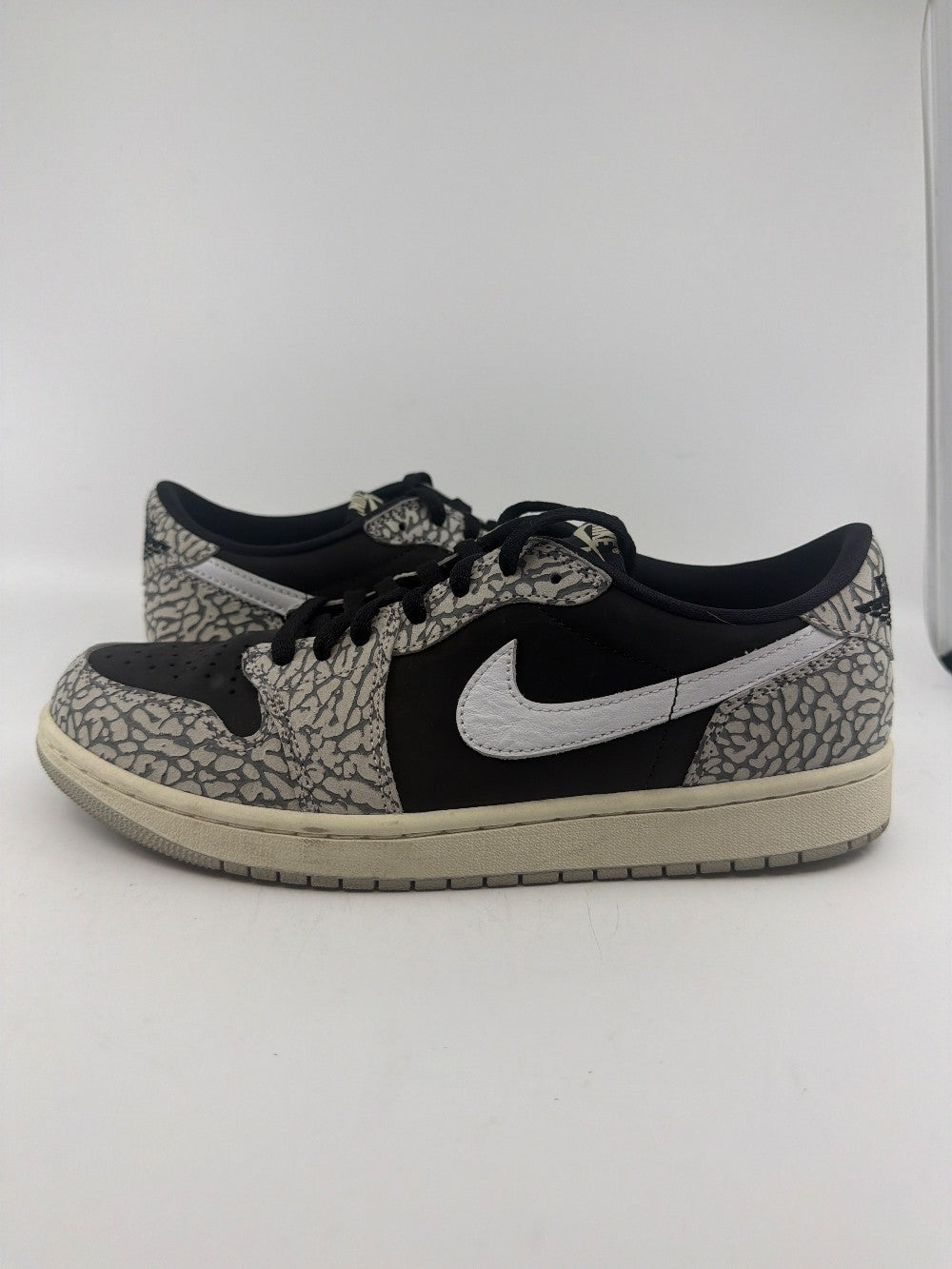 *USED* AJ 1 LOW OG - BLACK CEMENT|30660