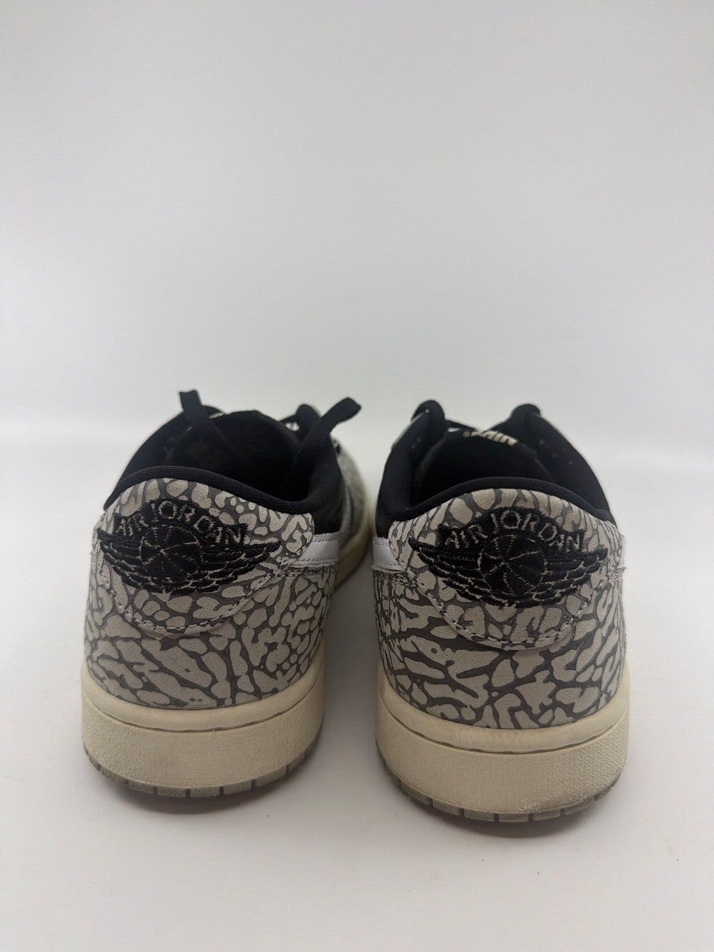 *USED* AJ 1 LOW OG - BLACK CEMENT|30661