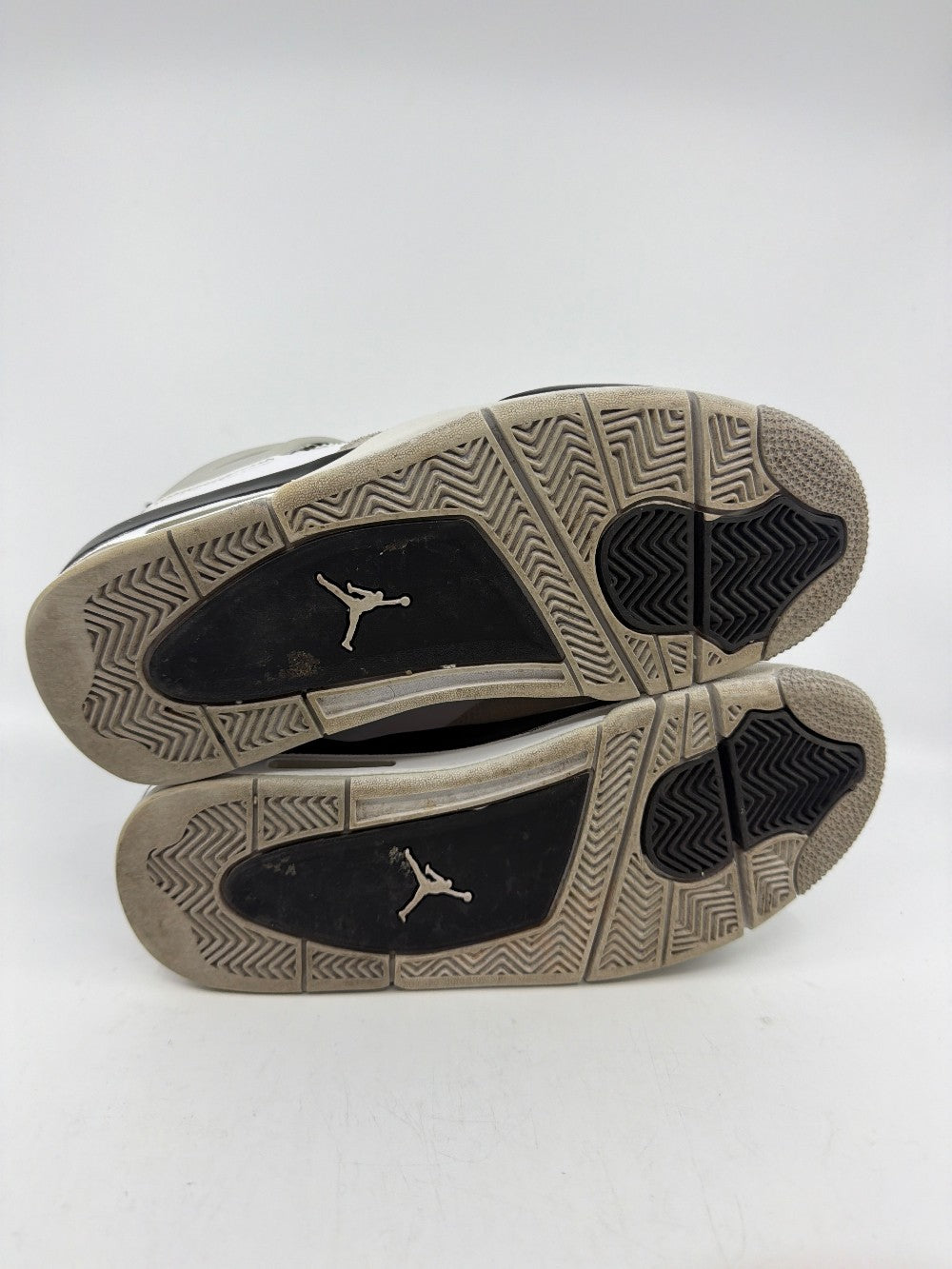 *USED/REP BOX* AJ 4 - MILITARY BLACK|30815