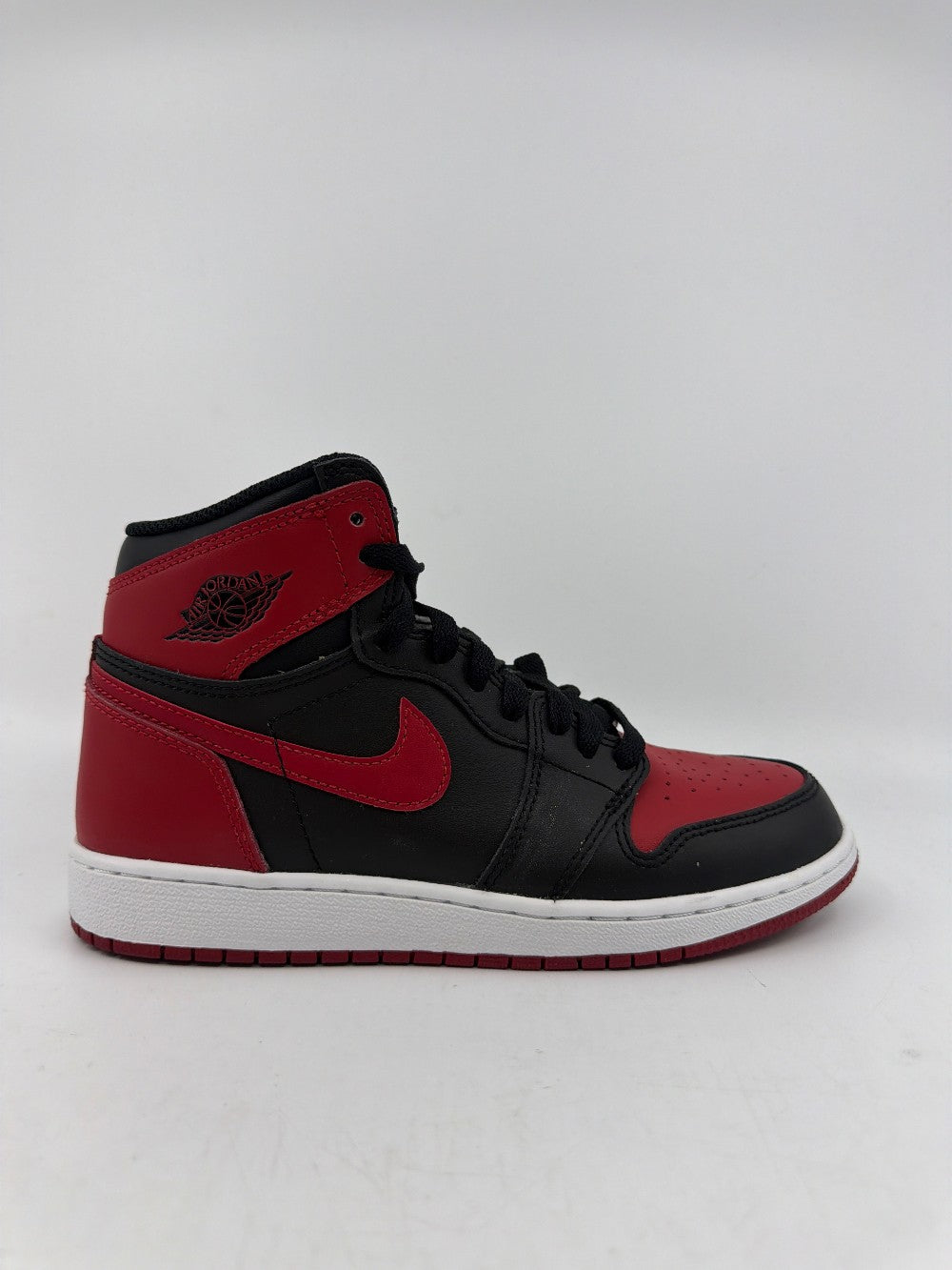 *USED* AJ 1 (GS) - BRED BANNED (2016)|31146