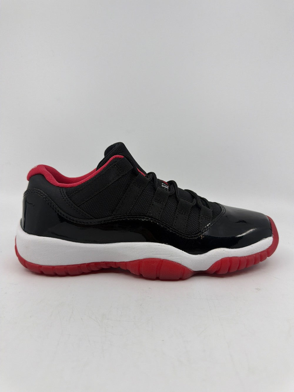 *USED* AJ 11 LOW - BRED|31202