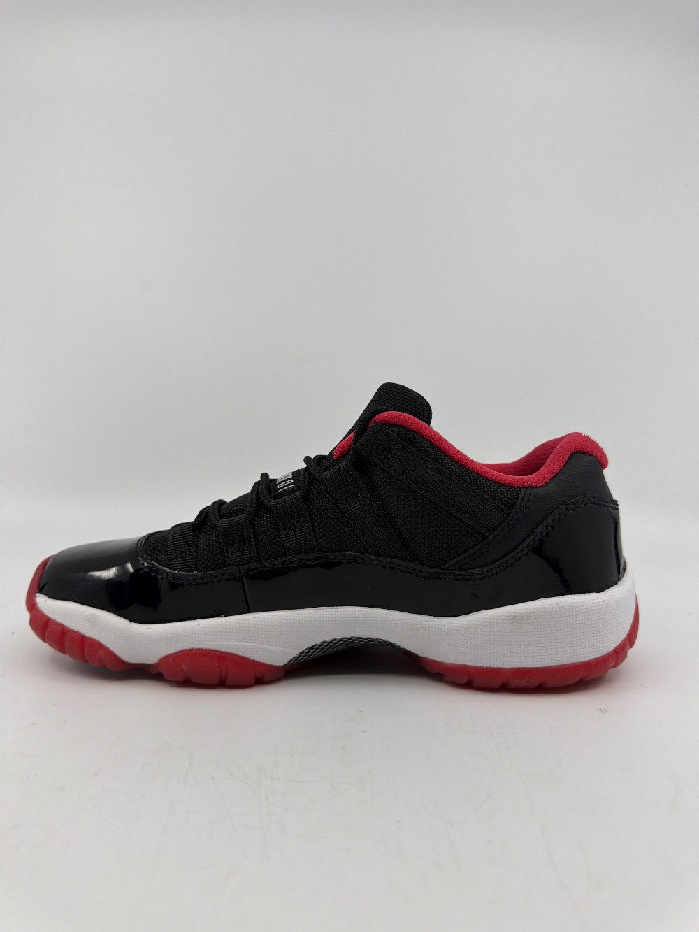 *USED* AJ 11 LOW - BRED|31203