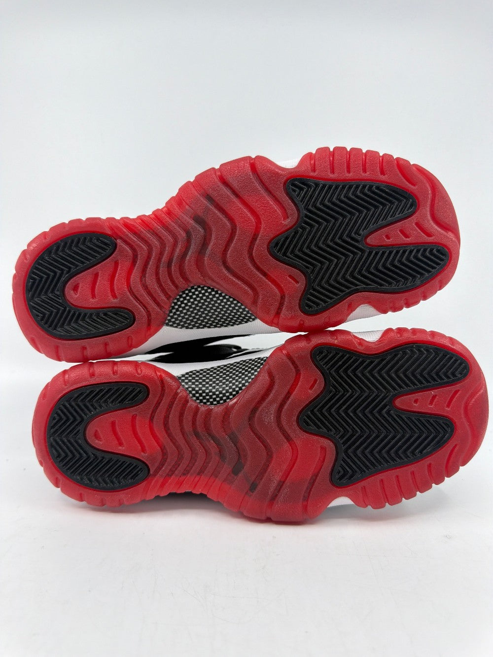 *USED* AJ 11 LOW - BRED|31205
