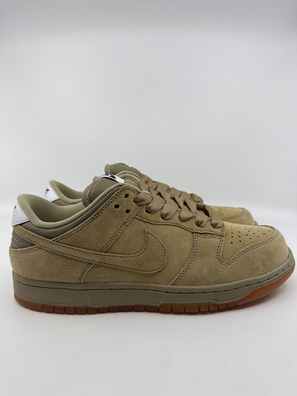 NIKE SB DUNK LOW - PARACHUTE BEIGE|31295