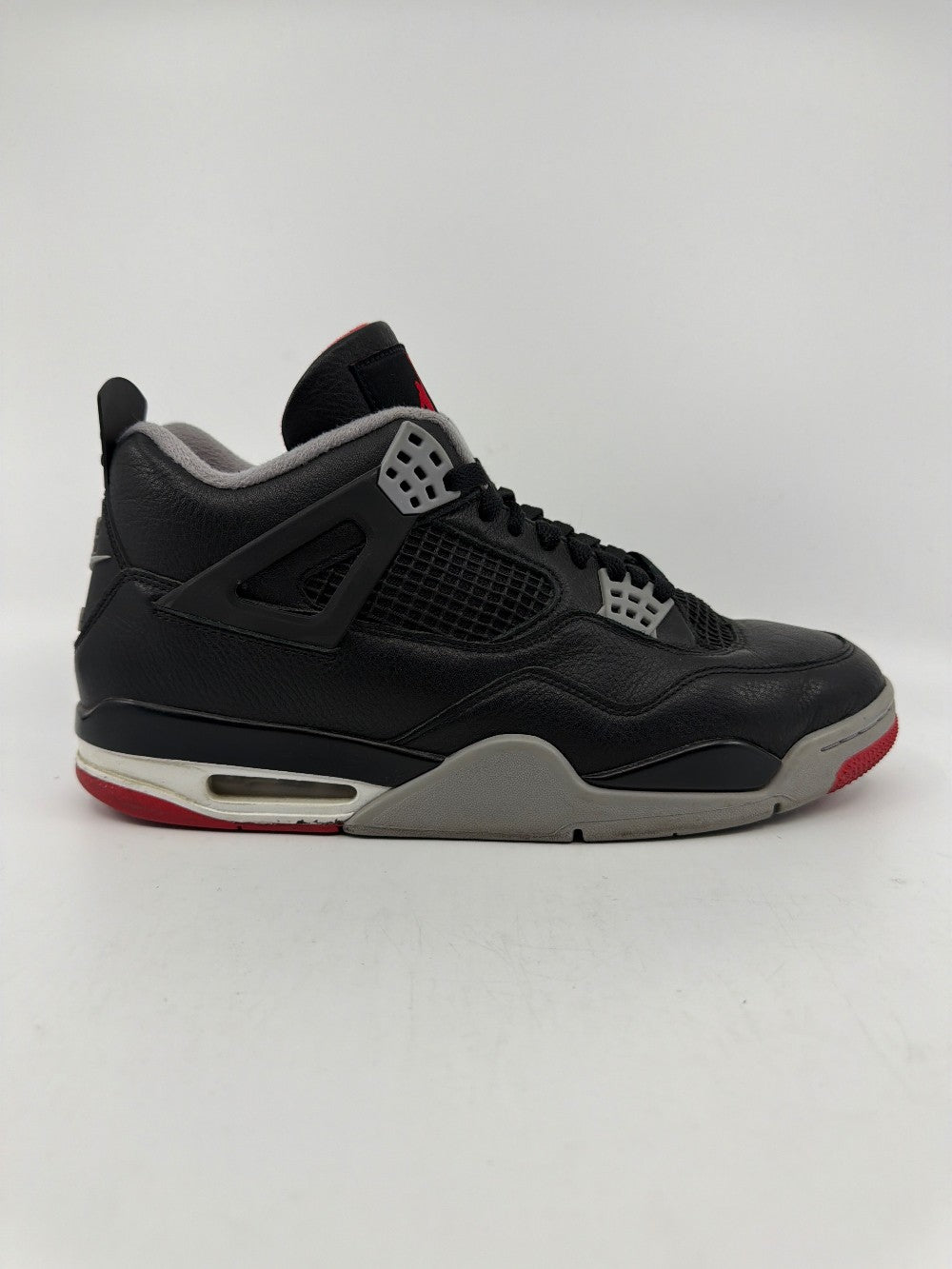 *USED* AJ 4 - BRED REIMAGINED|31418