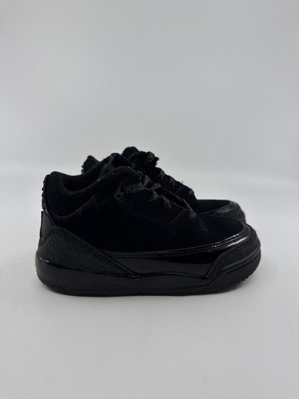 *USED* AJ 3 (TD) - BLACK CAT (2025)|31615