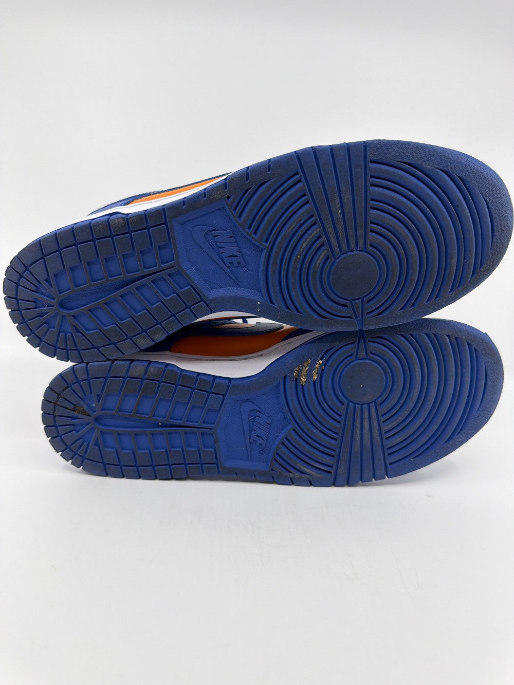 *USED* NIKE DUNK LOW - KNICKS|31720
