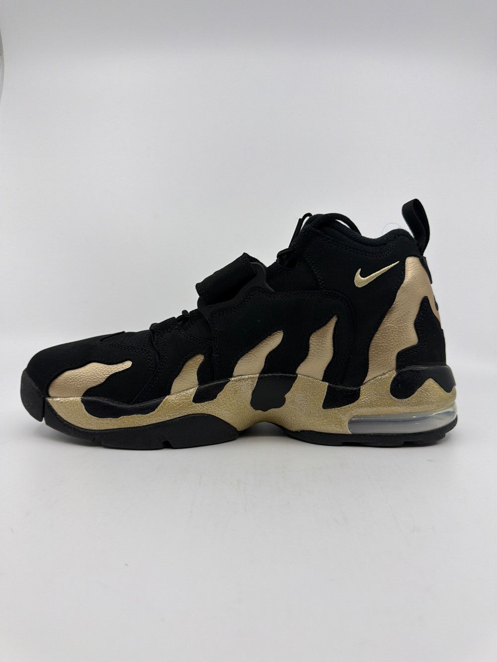 *USED/NO BOX* NIKE AIR DT MAX ‘96 - BLACK VEGAS GOLD|31912