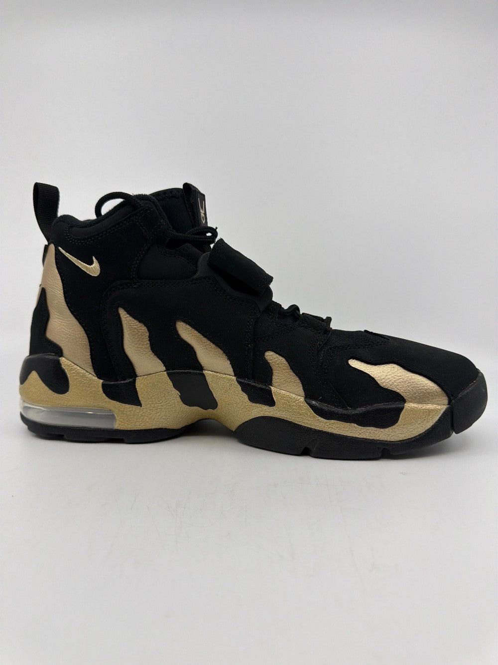 *USED/NO BOX* NIKE AIR DT MAX ‘96 - BLACK VEGAS GOLD|31917