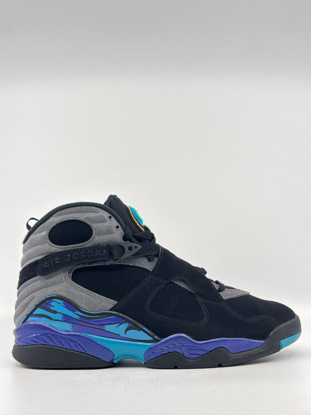 *USED* AJ 8 - AQUA (2025)|33181