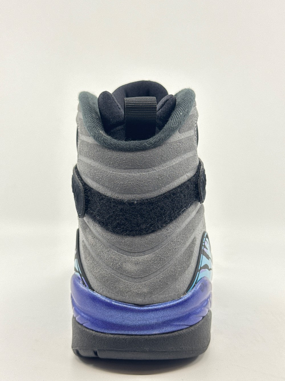 *USED* AJ 8 - AQUA (2025)|33182