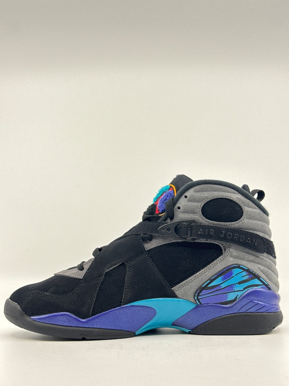 *USED* AJ 8 - AQUA (2025)|33183