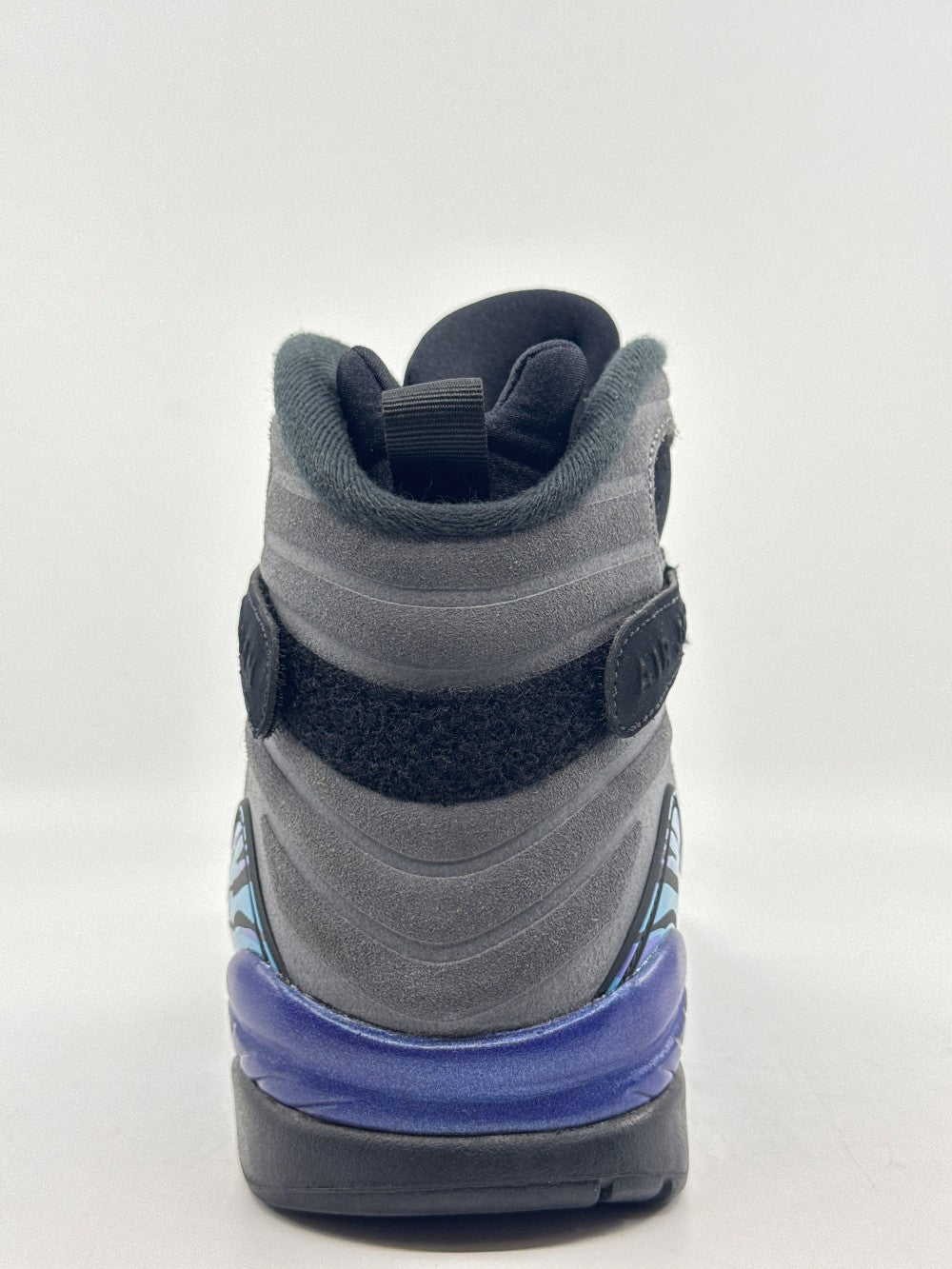 *USED* AJ 8 - AQUA (2025)|33188