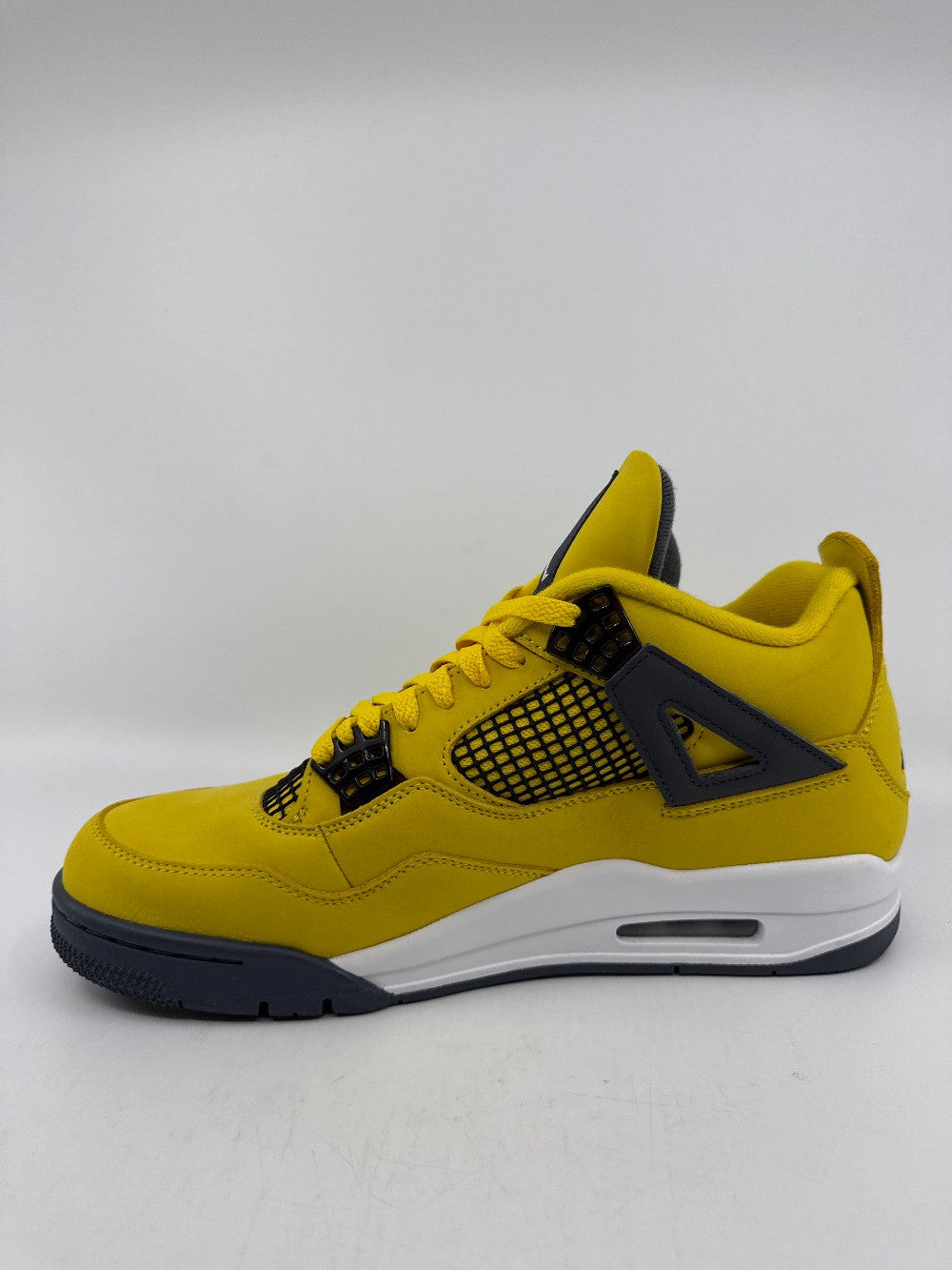 *VNDS* AJ 4 - LIGHTNING (2021)|33321