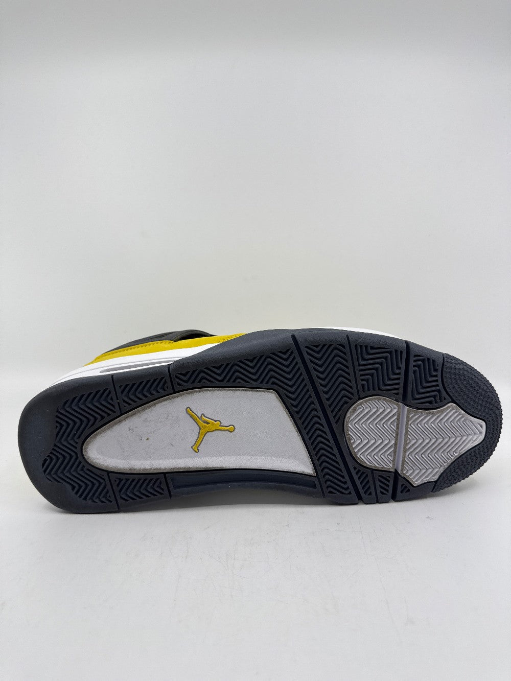 *VNDS* AJ 4 - LIGHTNING (2021)|33325