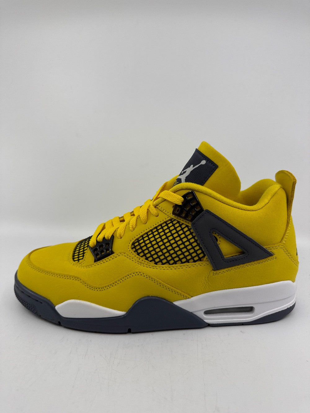 *VNDS* AJ 4 - LIGHTNING (2021)|33326
