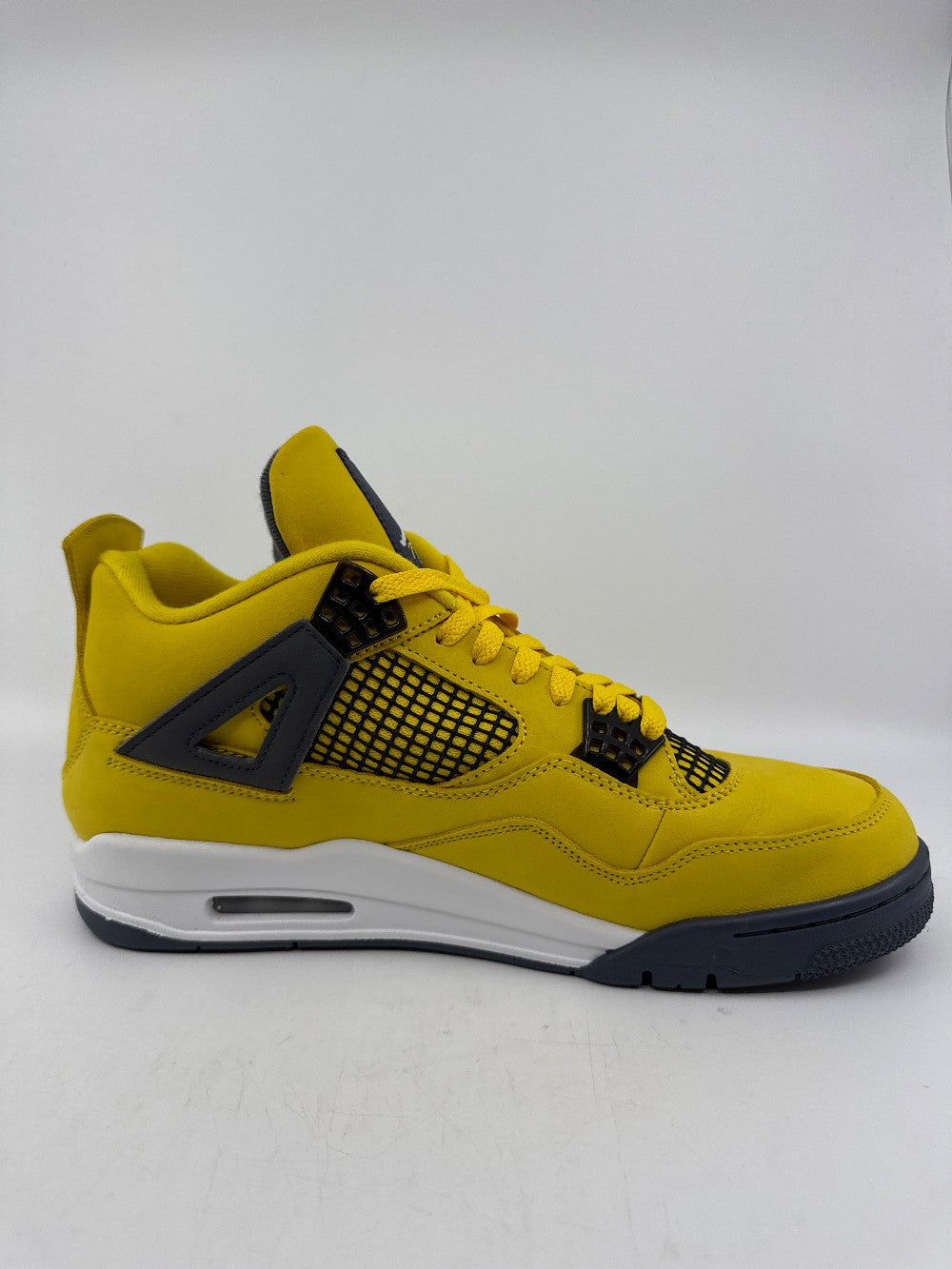*VNDS* AJ 4 - LIGHTNING (2021)|33327