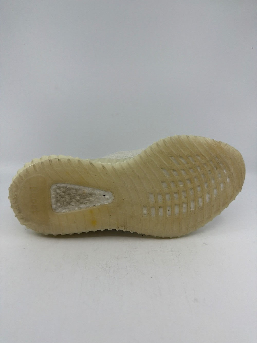 *USED* YEEZY BOOST 350 V2 - BONE|33685
