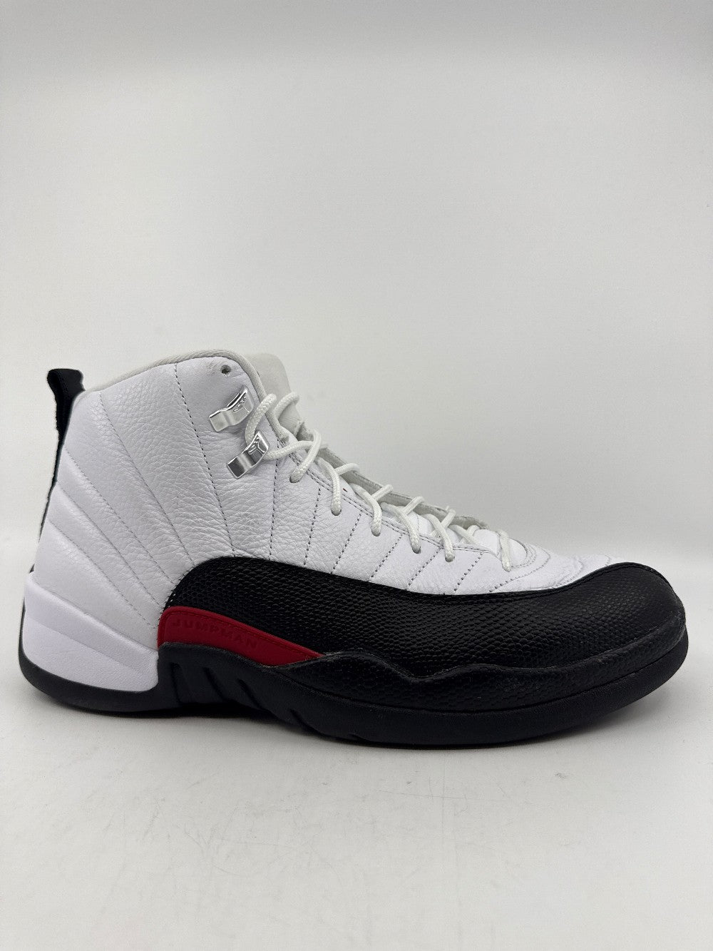 *USED/REP BOX* AJ 12 - TAXI FLIP|33831