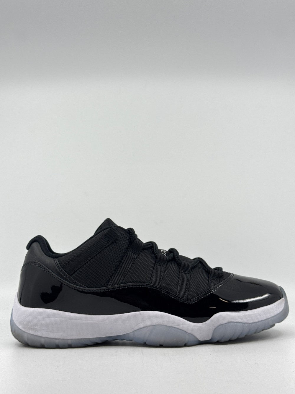 *USED* AJ 11 LOW - SPACE JAM|34021