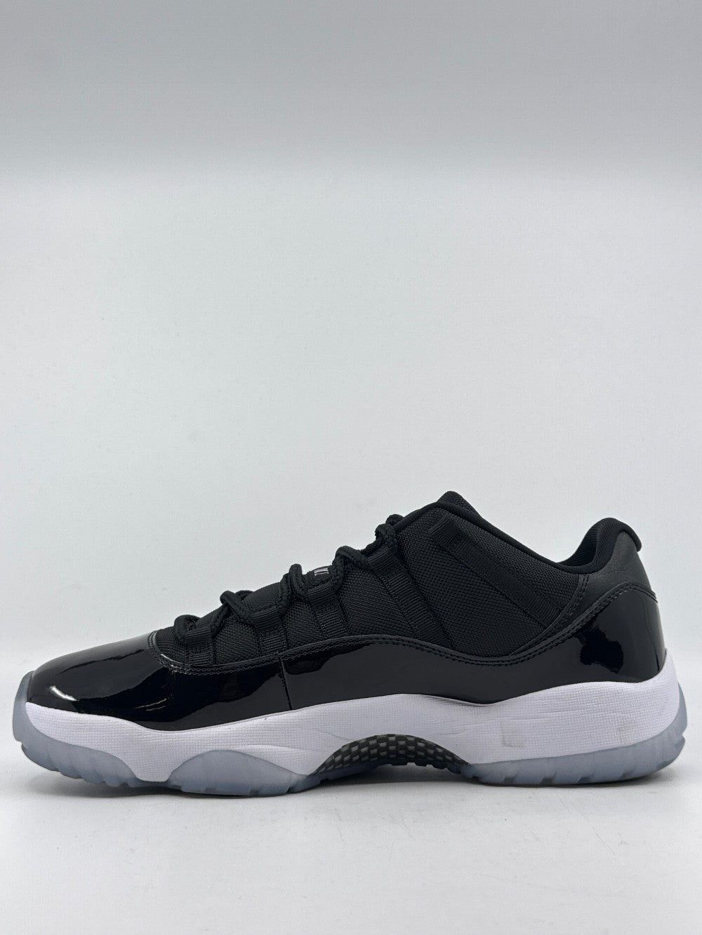 *USED* AJ 11 LOW - SPACE JAM|34023