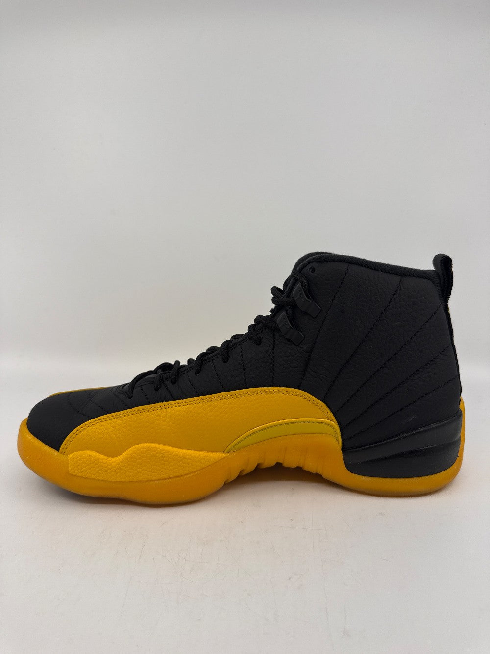*VNDS* AJ 12 - BLACK UNIVERSITY GOLD|34779
