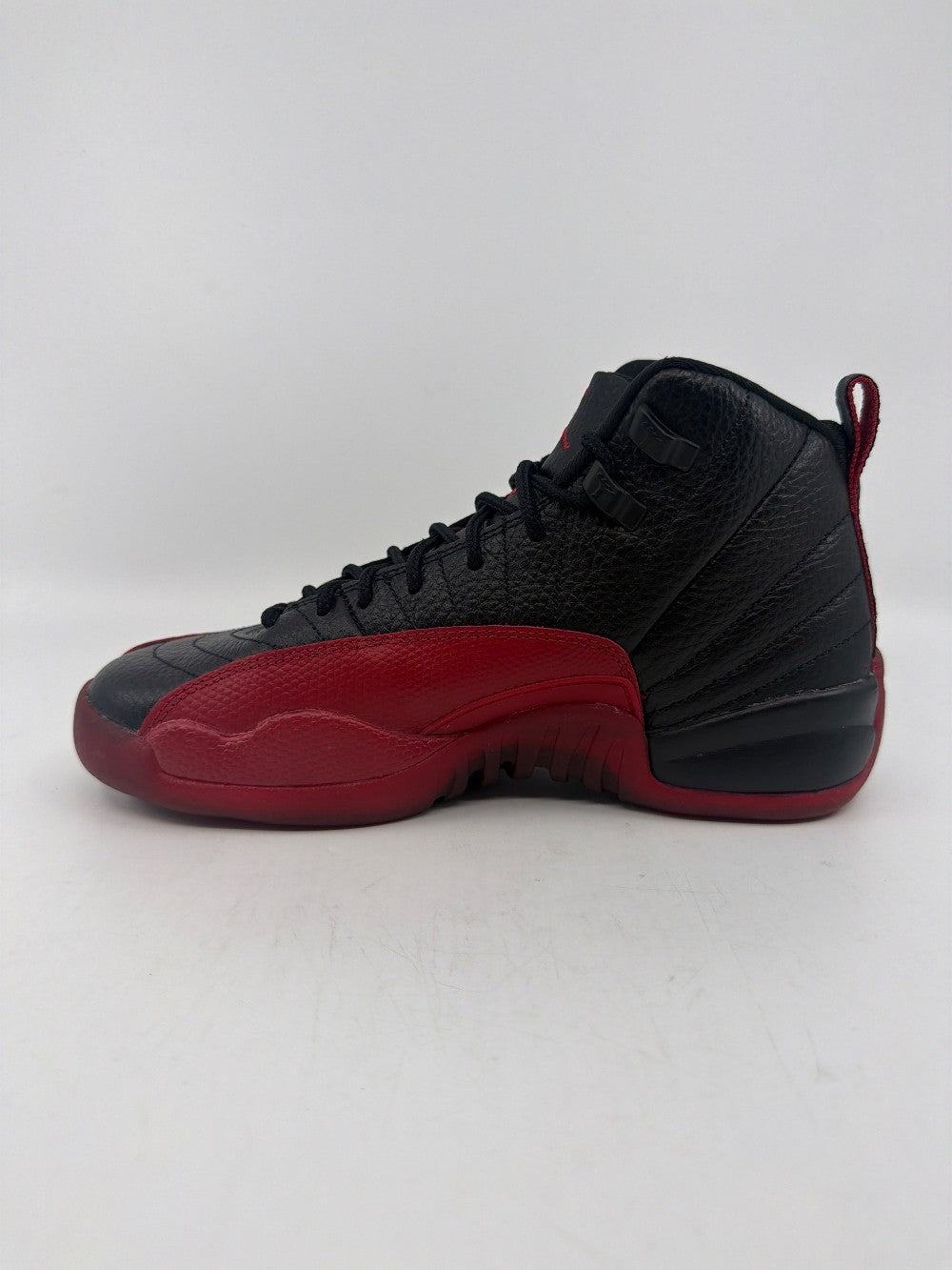 *USED* AJ 12 (GS) - FLU GAME (2025)|34815