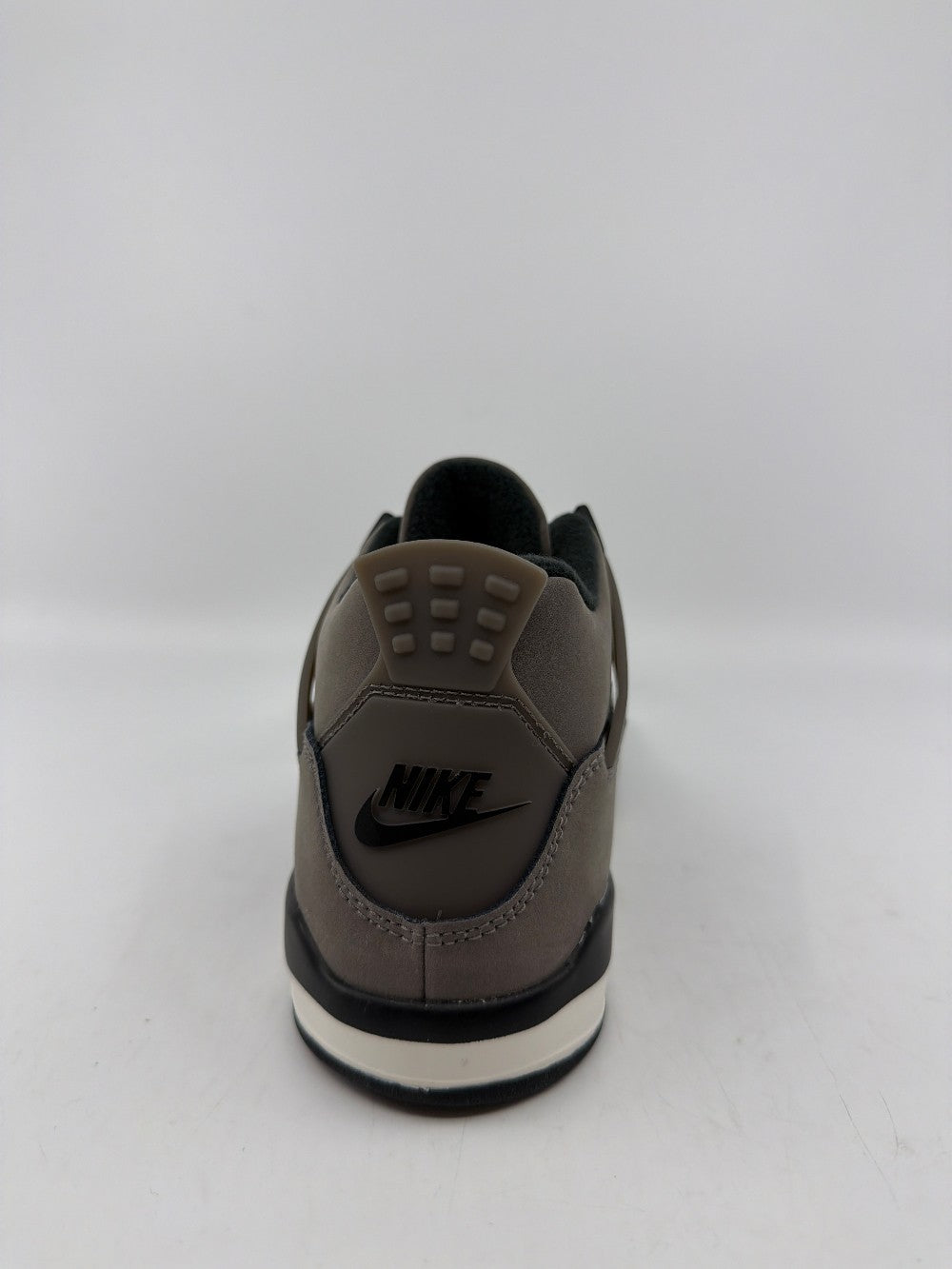 AJ 4 (PS) - CAVE STONE|34906