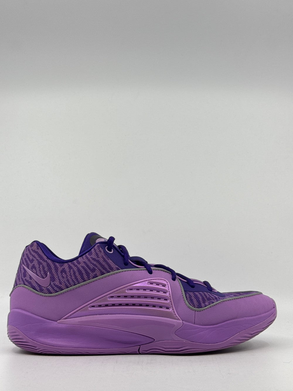 *USED* NIKE KD 16 - B.A.D|35224
