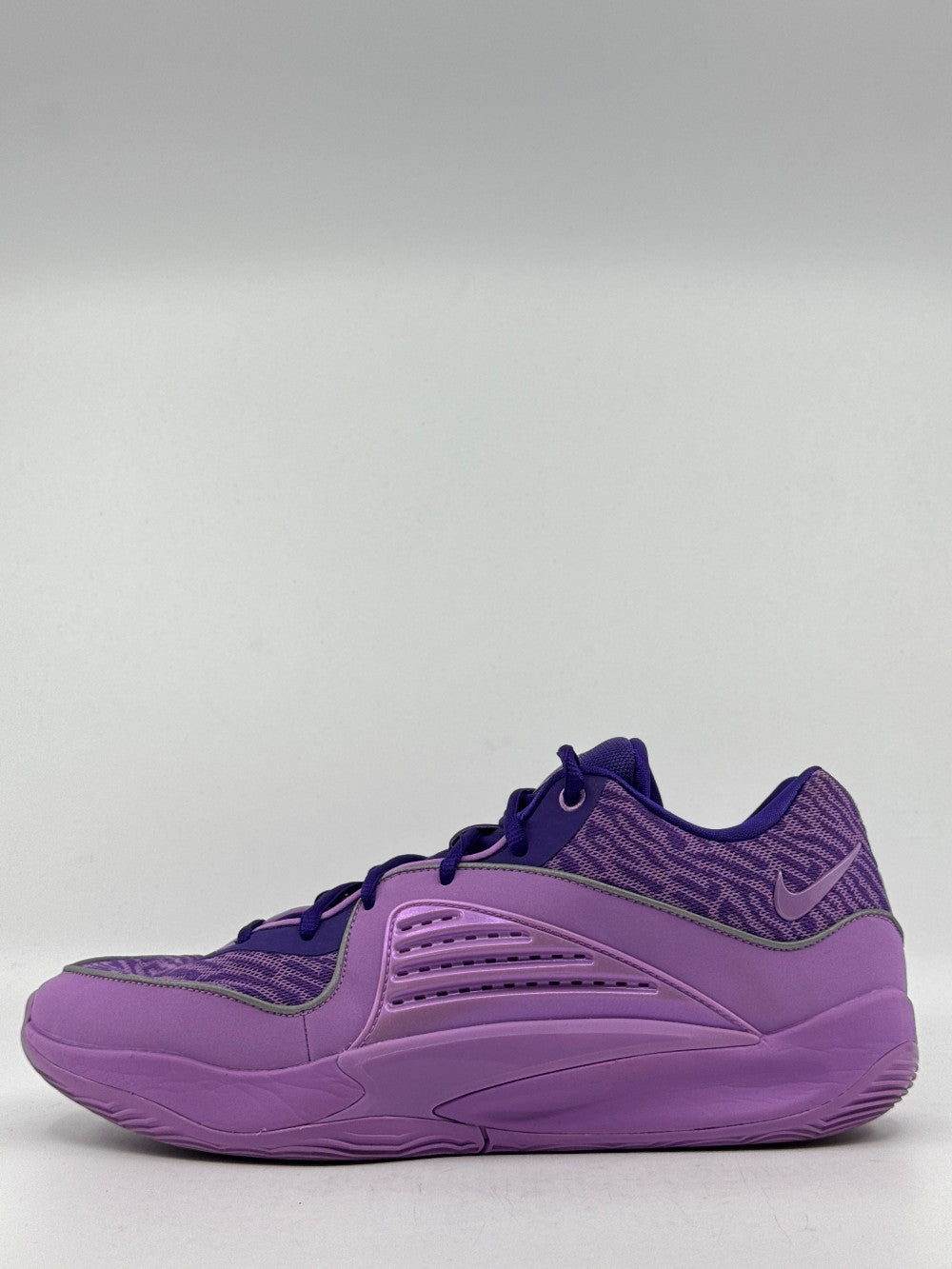 *USED* NIKE KD 16 - B.A.D|35230