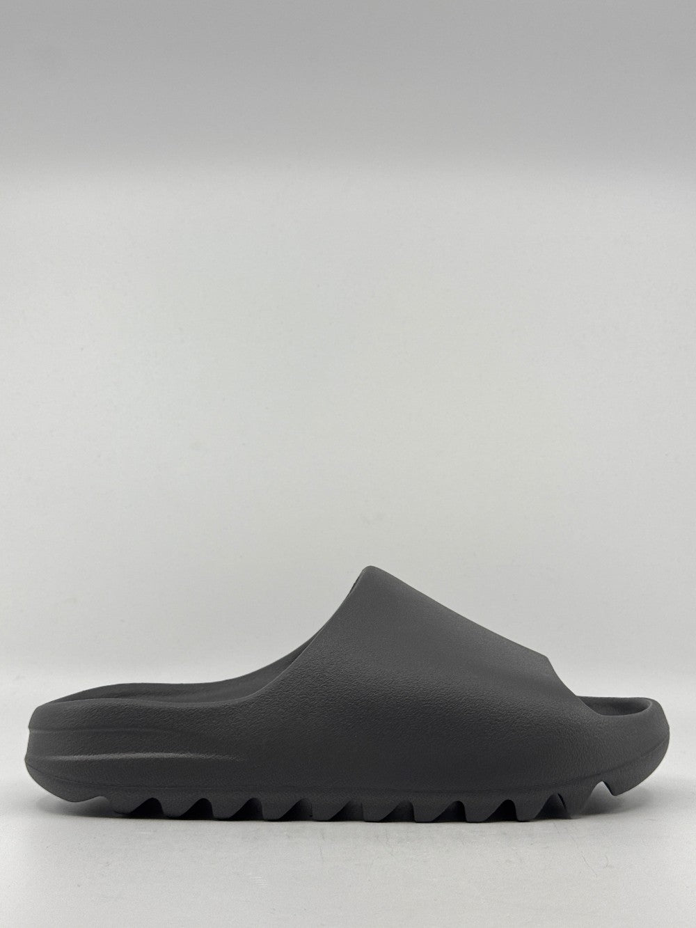 ADIDAS YEEZY SLIDE - GRANITE|35369