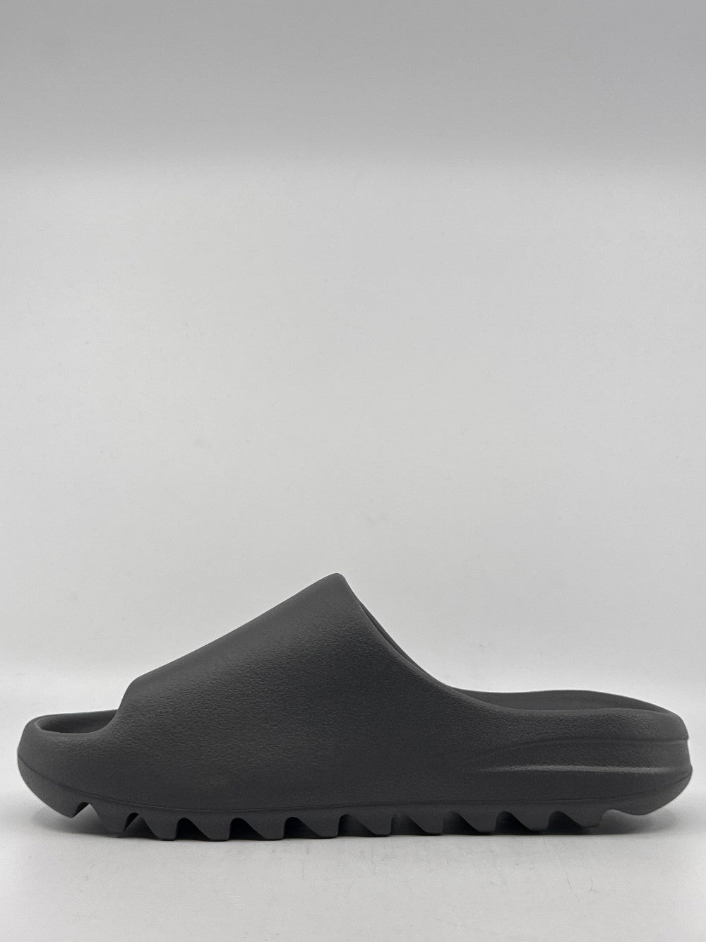 ADIDAS YEEZY SLIDE - GRANITE|35371