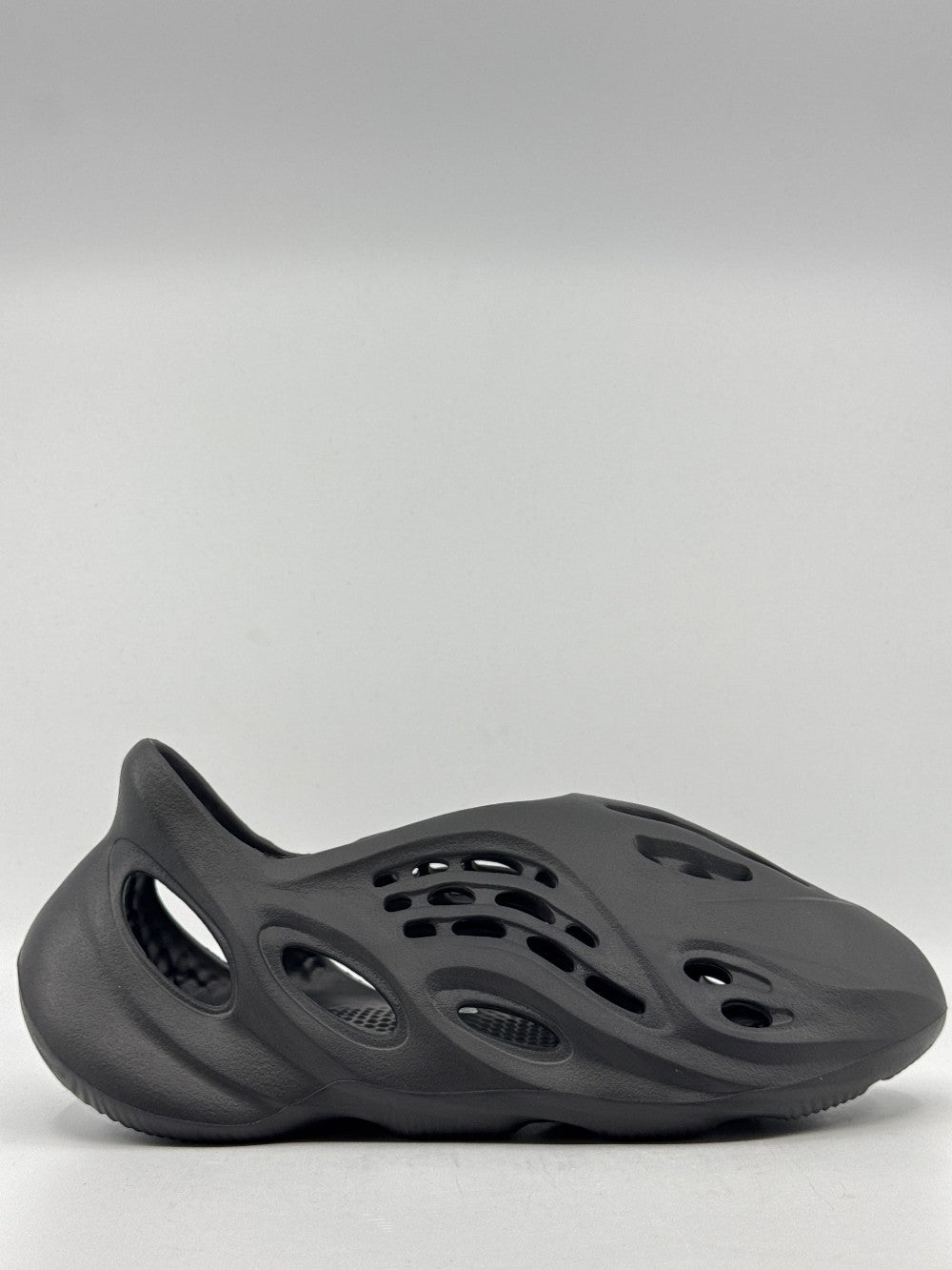 YEEZY FOAM RUNNER - ONYX|35381