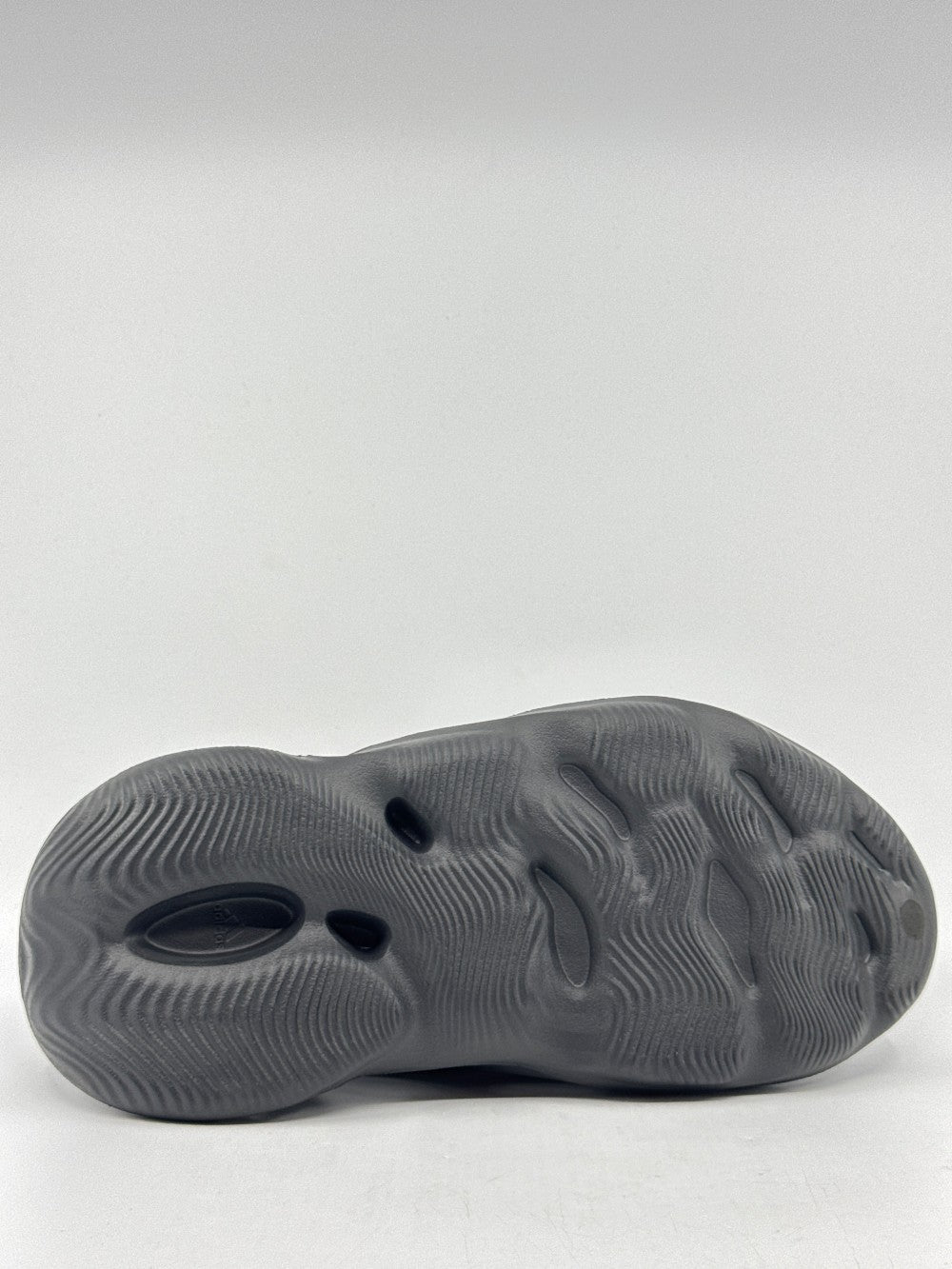YEEZY FOAM RUNNER - ONYX|35386
