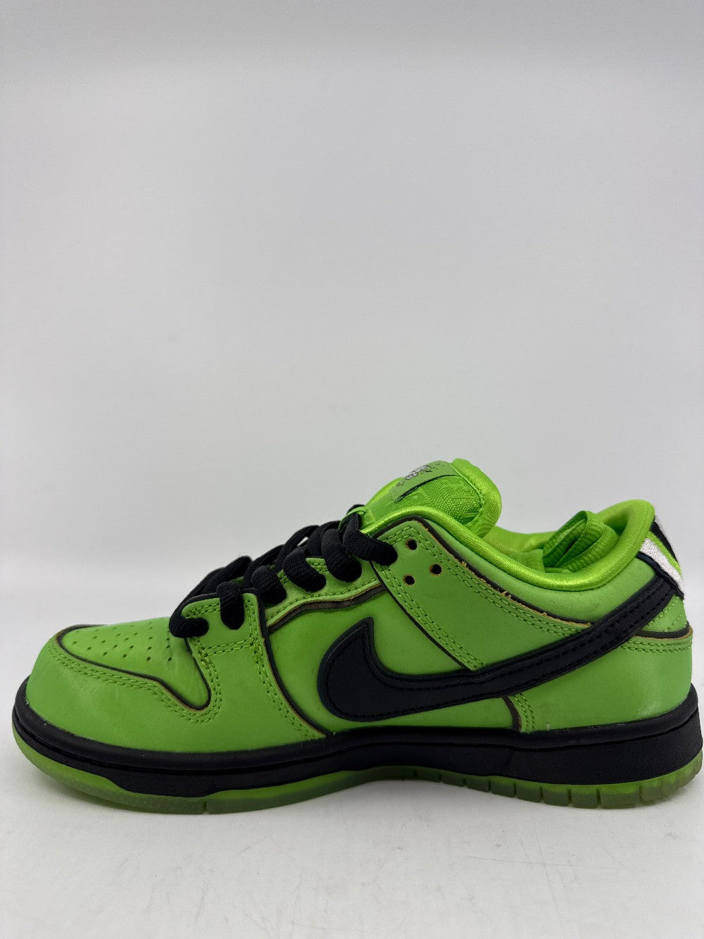 *VNDS* NIKE SB DUNK LOW X THE POWERPUFF GIRLS - BUTTERCUP|35544