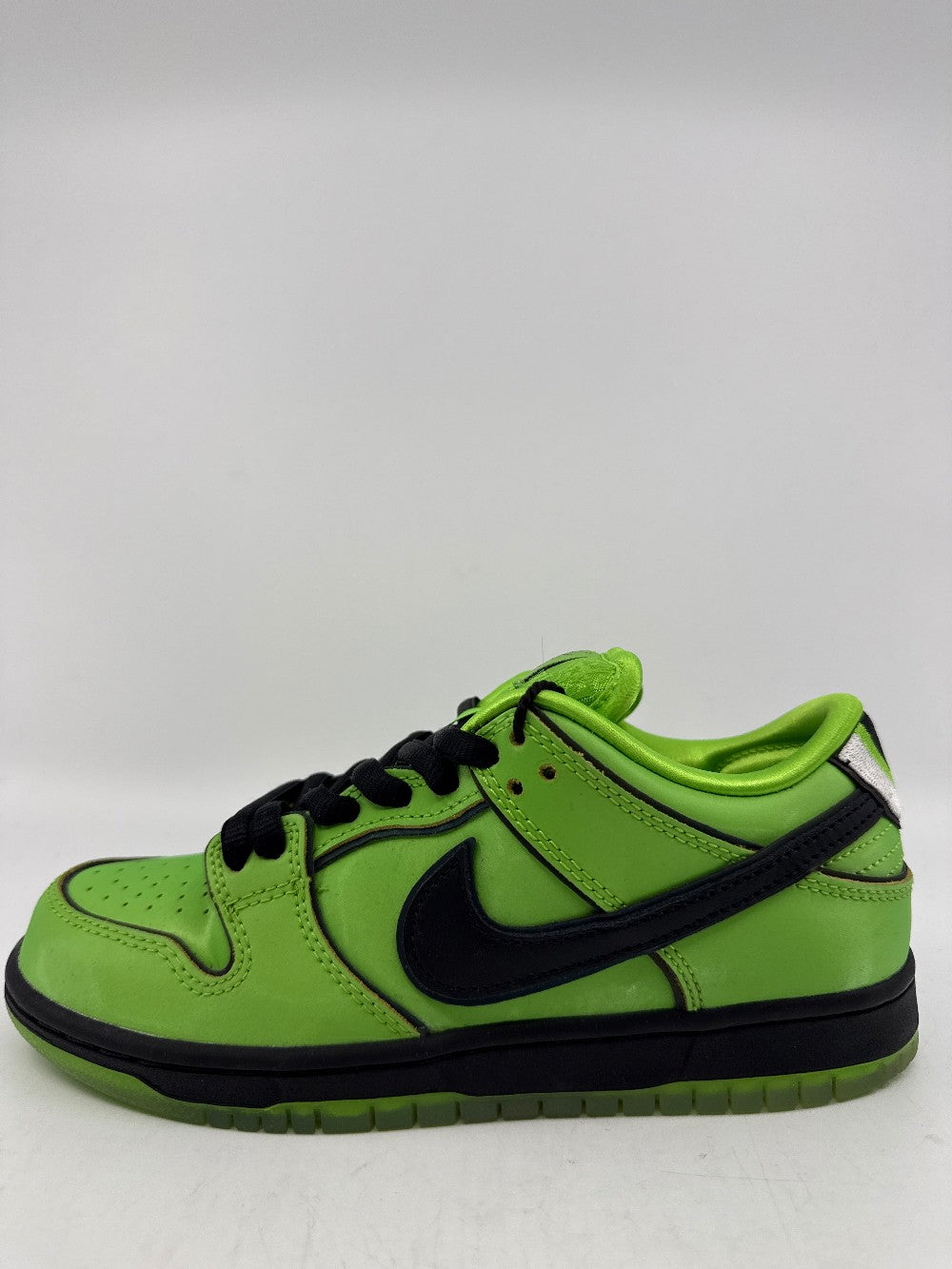 *VNDS* NIKE SB DUNK LOW X THE POWERPUFF GIRLS - BUTTERCUP|35547